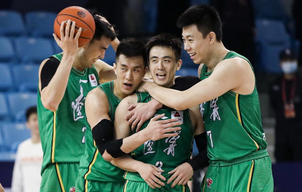 中国1男3